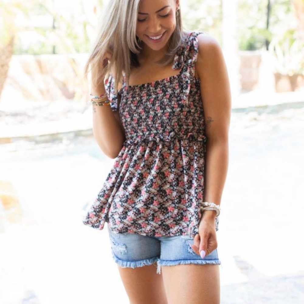 Floral sleeveless baby doll tank 3XL  NWT